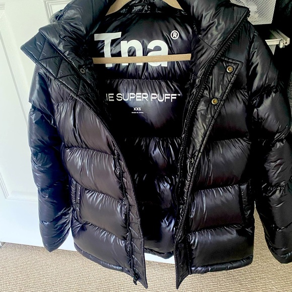 TNA Jackets & Blazers - TNA Women’s Super Puff Parka